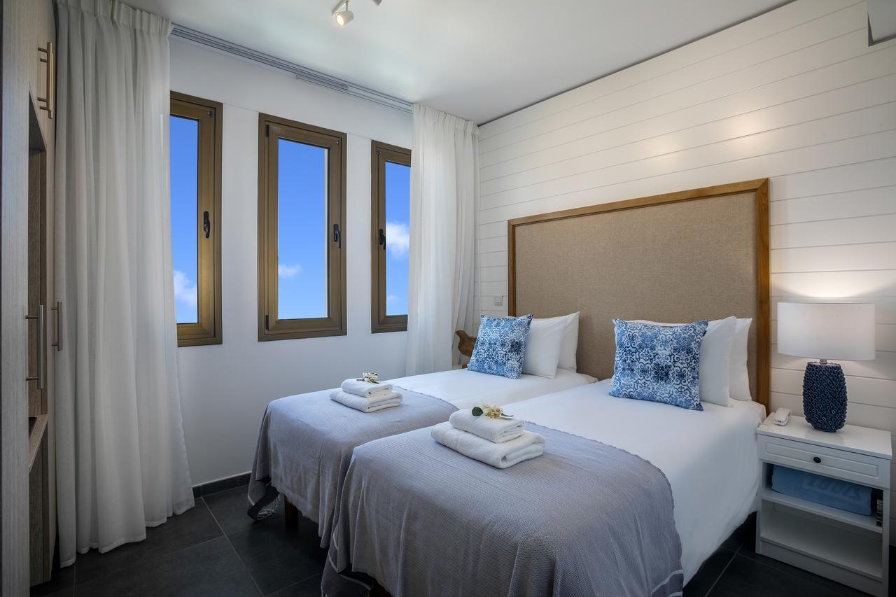 Chris Le Mare Luxury Villa Protaras Exterior photo