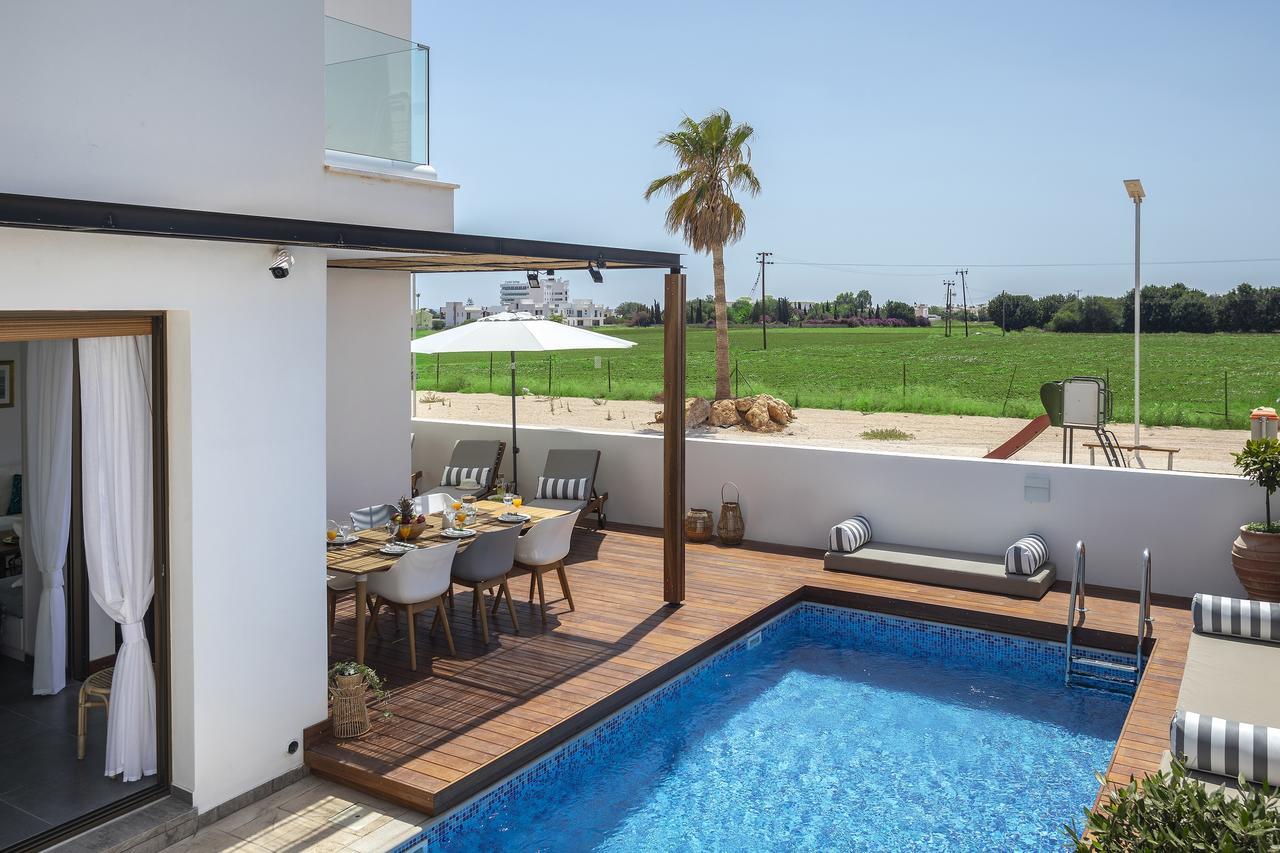 Chris Le Mare Luxury Villa Protaras Exterior photo